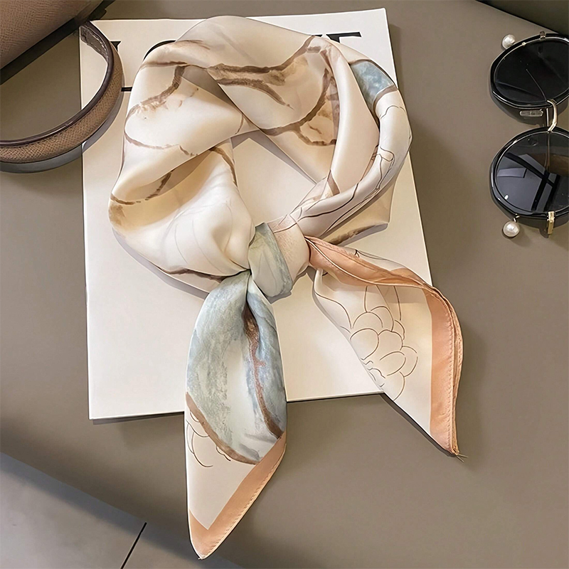 Luxury Bags China - Foulard carré en soie imprimé Satin