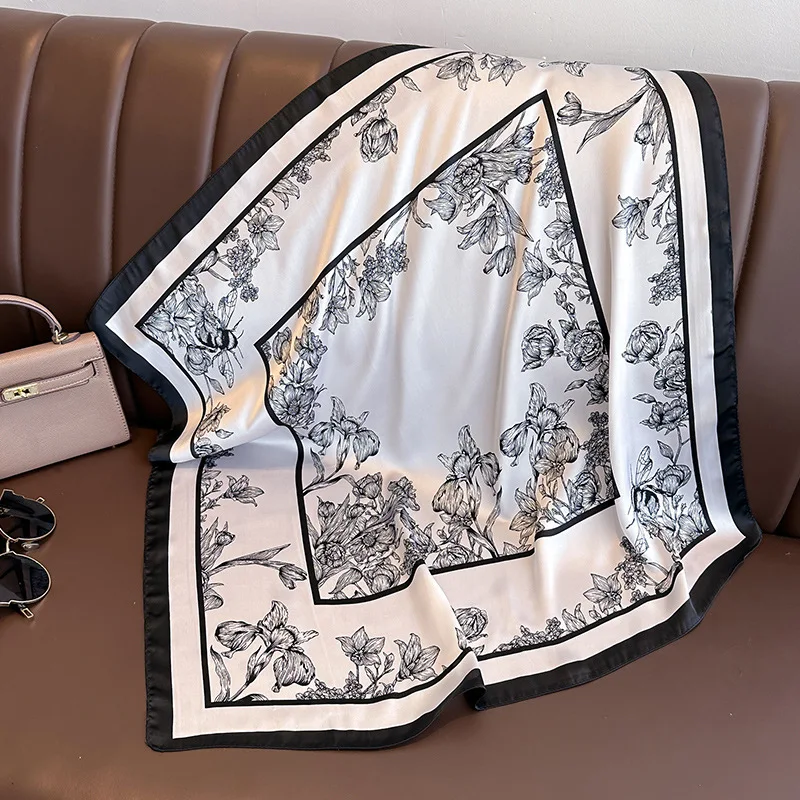 Foulard carré de luxe 70x70cm  - Luxury Bags China avis et prix